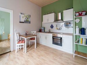 24043394-Ferienwohnung-3--300x225-2