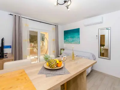 Ferienwohnung für 4 Personen (33 m²) in Zastražišće 5/10