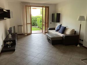 24053297-Ferienwohnung-4--300x225-0