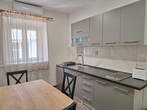 24000152-Ferienwohnung-4--300x225-2