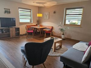 24054223-Ferienwohnung-4--300x225-3