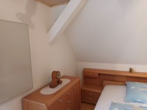 24054271-Ferienwohnung-4--300x225-5