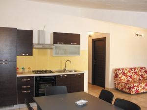 23731809-Ferienwohnung-6--300x225-2