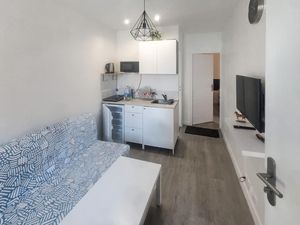 24053391-Ferienwohnung-4--300x225-2