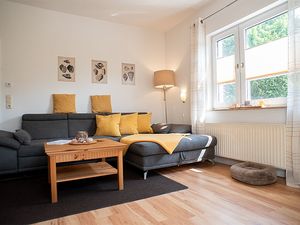 23939711-Ferienwohnung-4--300x225-1