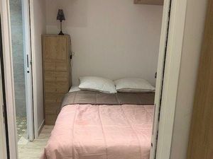 24056235-Ferienwohnung-4--300x225-3