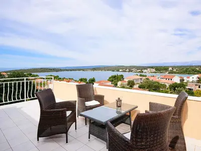Ferienwohnung für 6 Personen (100 m²) in Lovište 2/10