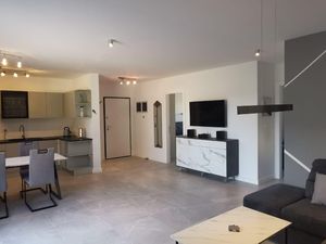 23665420-Ferienwohnung-4--300x225-4