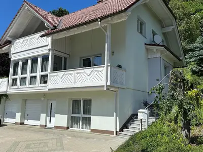 Haus mit Ferienwohnung