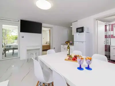 Ferienwohnung für 4 Personen (50 m²) in Kras 7/10