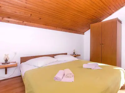 Ferienwohnung für 4 Personen (65 m²) in Zastražišće 9/10