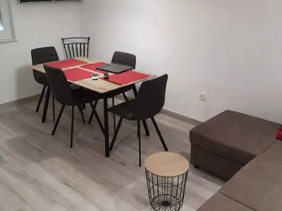 Ferienwohnung für 4 Personen (55 m²) in Tribalj 7/10