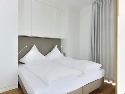 Schlafbereich mit Doppelbett