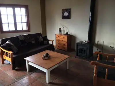 Wohnzimmer mit Kamin