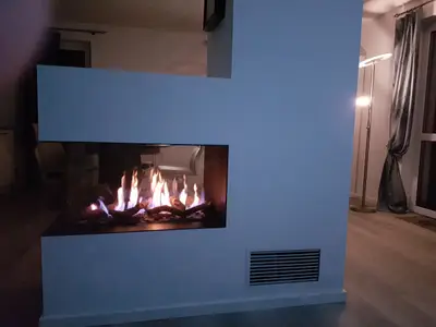 Kamin-/Ofen
