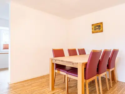 DiningRoom