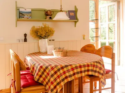 de-heuhoff-hedwigsruh_gr-fewo-kueche-wohnzimmer-12