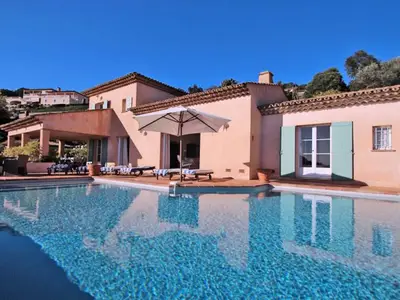 Ferienwohnung für 11 Personen (280 m²) in Cabasse 4/10