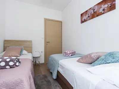 Ferienwohnung für 5 Personen (63 m²) in Sibenik-Brodarica 2/10