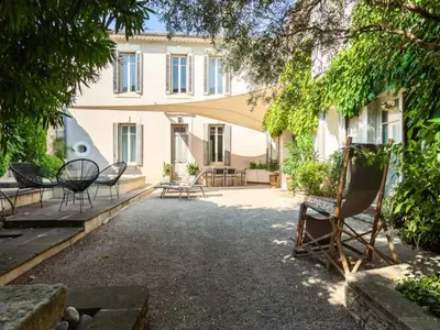 Ferienwohnung für 9 Personen (270 m²) in L'Isle Sur La Sorgue 2/10