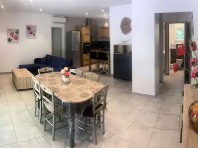 Ferienwohnung für 5 Personen (80 m²) in L'Isle Sur La Sorgue 7/10