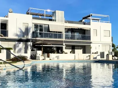 Ferienwohnung für 5 Personen (62 m²) in Playas de Orihuela 1/10