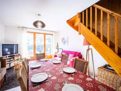 Ferienwohnung für 9 Personen (52 m²) in Génos 2/10