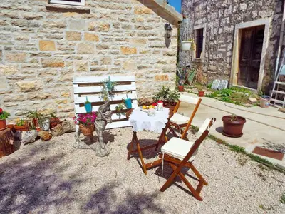 Ferienwohnung für 2 Personen (25 m²) in Žrnovo 2/10