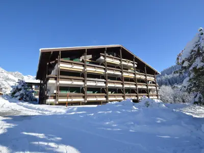 Außenseite Ferienhaus [Winter]