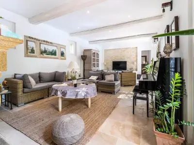 Ferienwohnung für 11 Personen (220 m²) in Vernègues 9/10