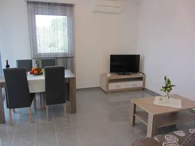 Ferienwohnung für 5 Personen (70 m²) in Malinska 8/10