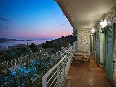 Der Balkon vom Haus