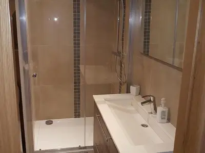 Bad/Dusche