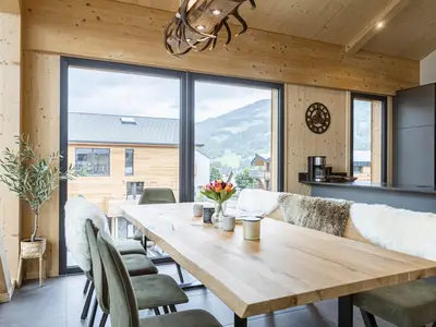 DiningRoom