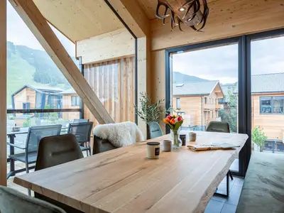 DiningRoom