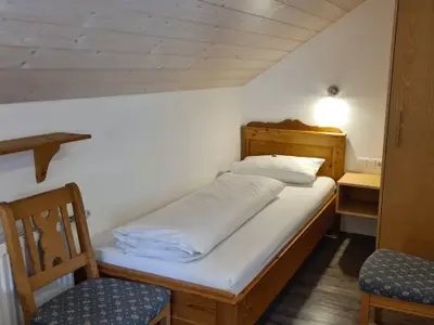 Zweites Schlafzimmer mit zwei Einzelbetten Bauernhaus 4