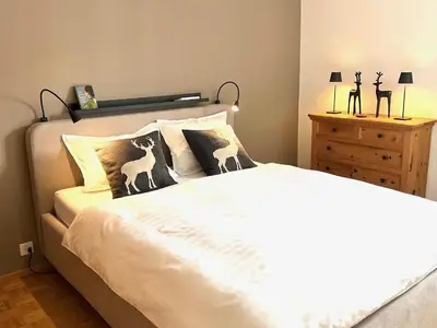 Schlafzimmer 1 mit Doppelbett 160 cm
