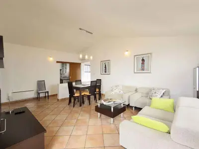 Ferienwohnung für 4 Personen (76 m²) in Ravni 10/10