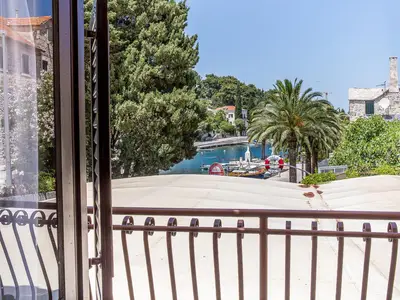 Ferienwohnung für 4 Personen (40 m²) in Splitska 2/10