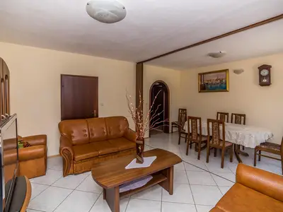 Ferienwohnung für 4 Personen (40 m²) in Splitska 3/10