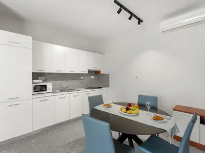 Ferienwohnung für 4 Personen (56 m²) in Veli Maj 6/10