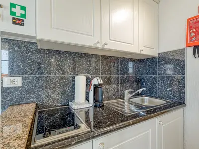 Ferienwohnung für 3 Personen (34 m²) in Antonci 7/10