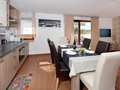 Ferienwohnung für 6 Personen (110 m²) in Nova Vas 5/10