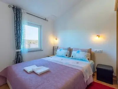 Ferienwohnung für 5 Personen in Otok Veli Drvenik 4/7