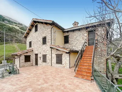 house house