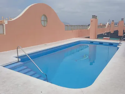 PoolOfHouse