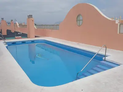 PoolOfHouse