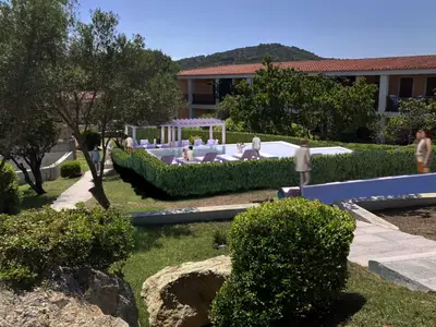PoolOfHouse