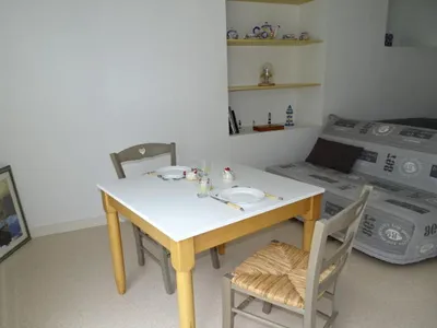 DiningRoom