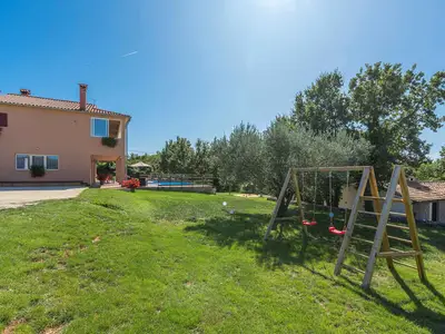Ferienwohnung für 6 Personen (110 m²) in Radetići 8/10